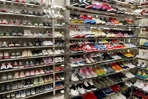 big boy cheng shoe store.